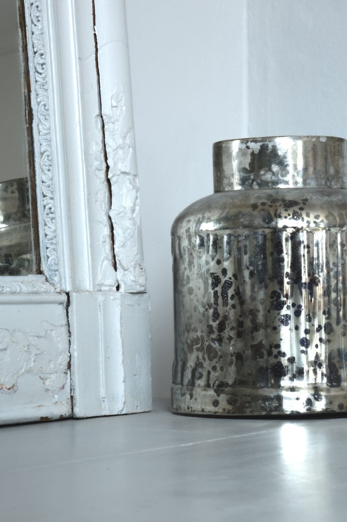 Vase_Mirror